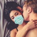 Sesso ai tempi del Coronavirus: come cambiano sesso e incontri online! Ma per fare sesso dal vivo?